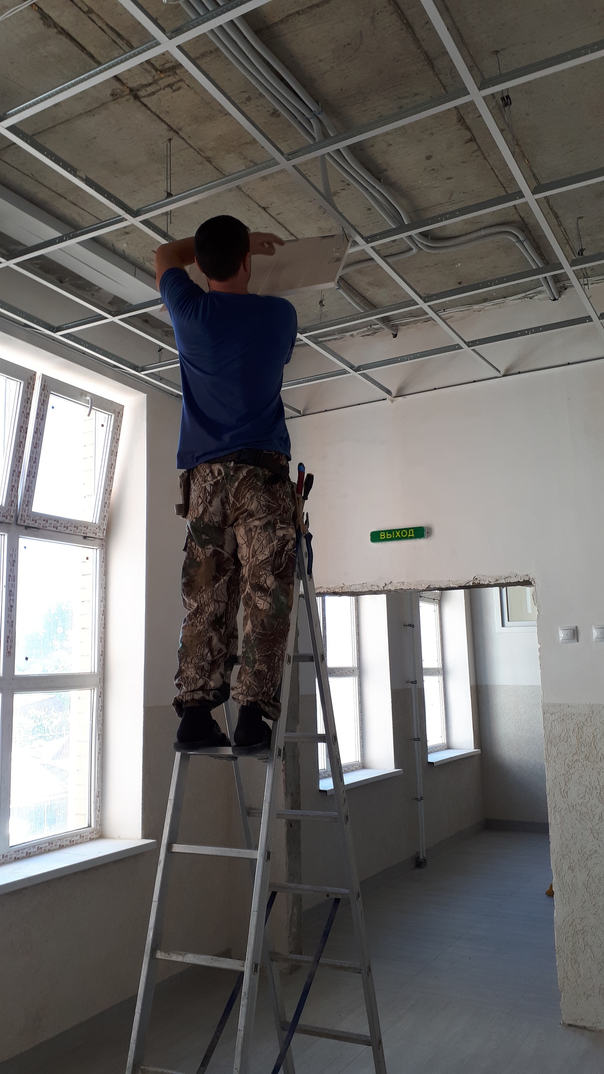 Установка светильников