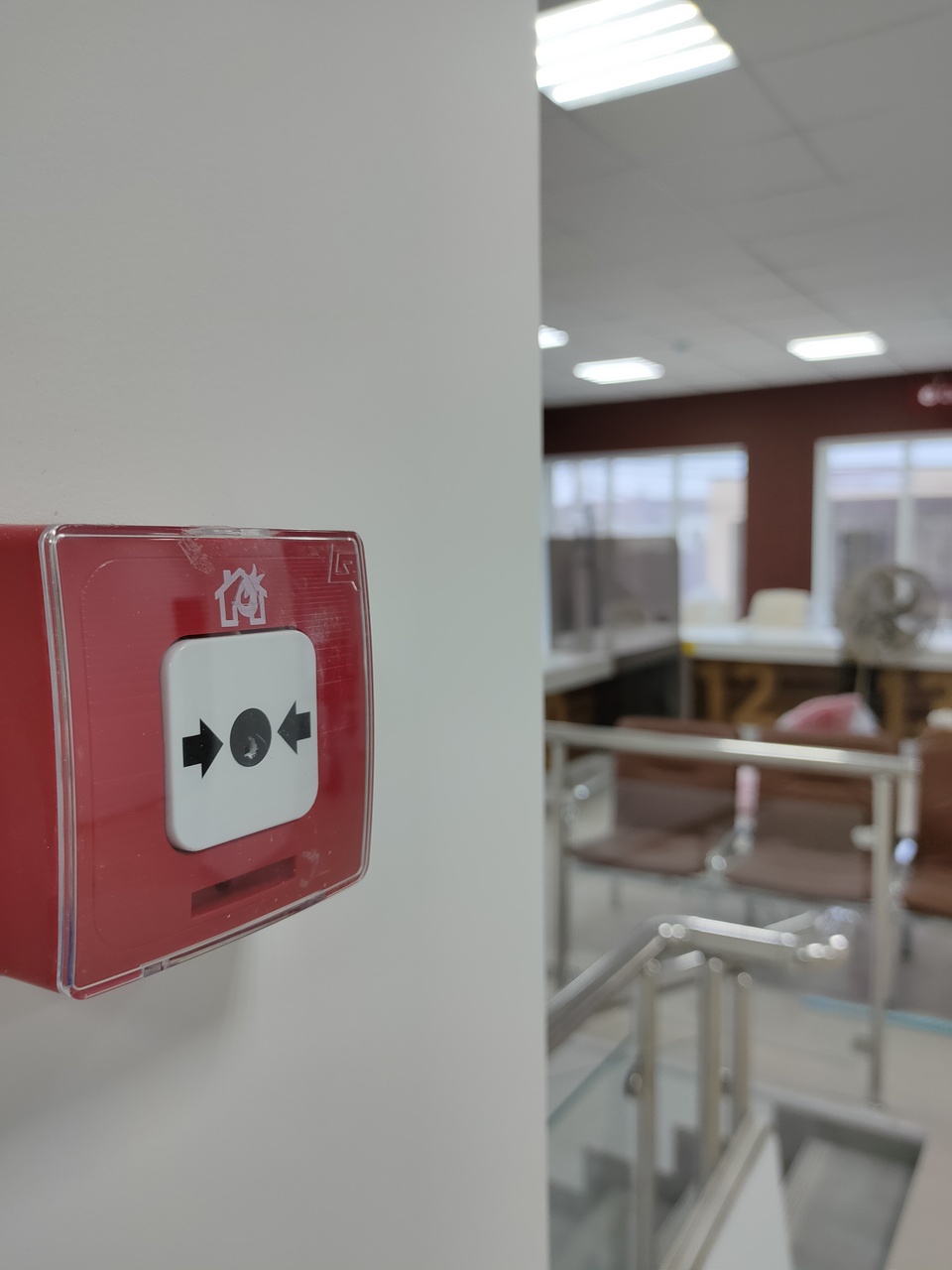 Пожарный ручной извещатель